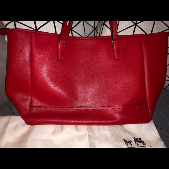 Coach Tote Red Leather - Picture 8 of 9